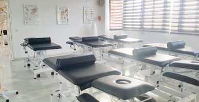 Curso Quiromasaje Sevilla - Curso Osteopatía Sevilla - Escuela Naturalmente