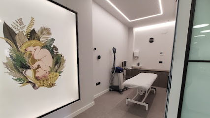FISIOTERAPIA SALAS. Especialidad en Uroginecología y Obstetricia. Especialidad en fisioterapia deportiva